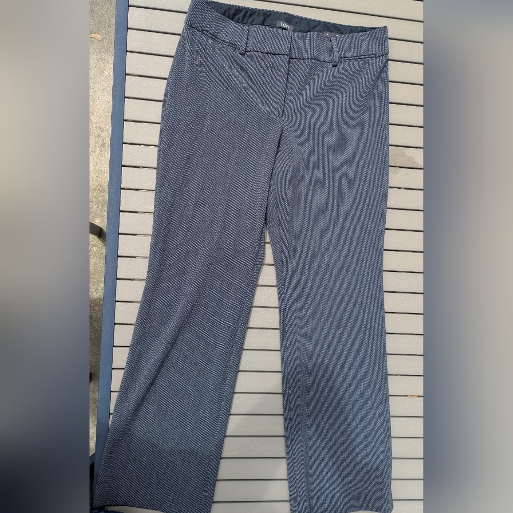 LOFT Charcoal Gray Straight Leg Pants Timeless Style Size 10